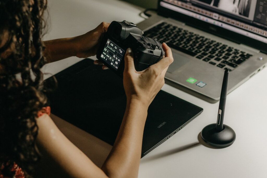 Alt Texte schreiben und Bilder SEO prüfen