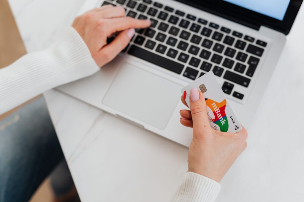Sicher bezahlen beim Sparen mit Coupon Seiten