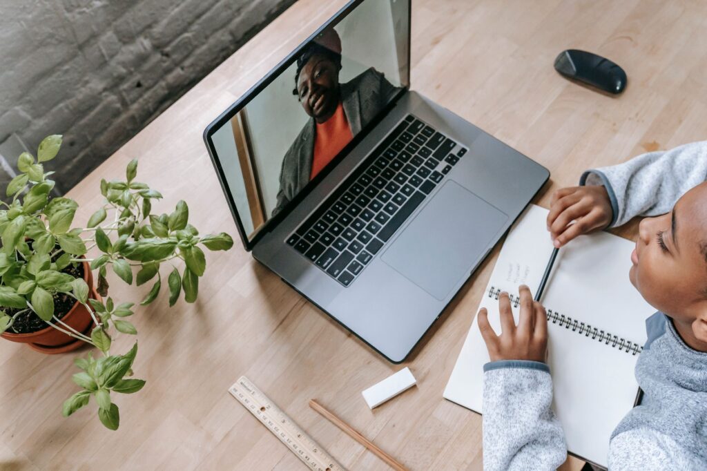 Online Nachhilfe als Nebenverdienst von zu Hause