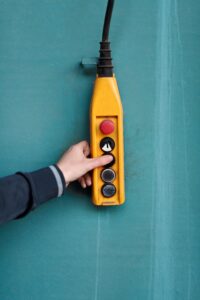 Automatisierung Notfallplan erstellen mit kontrolliertem Stopp am Bedienfeld